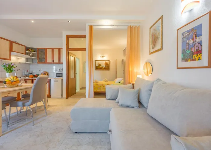 Amalija Sea View Apartament