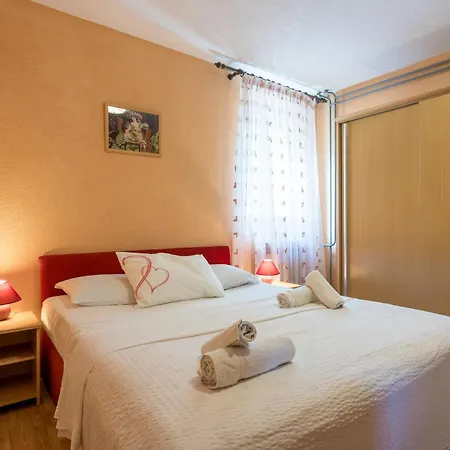 Amalija Sea View Apartment