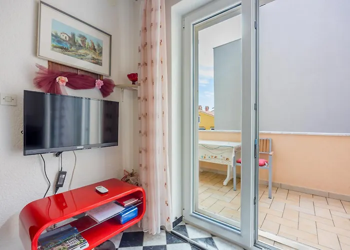 Amalija Sea View Apartment Mali Losinj