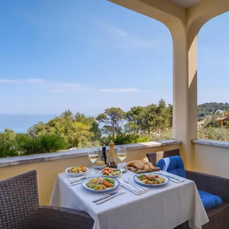 Amalija Sea View *