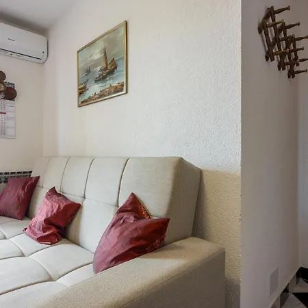 Amalija Sea View Apartman