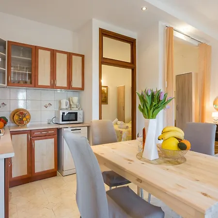 Apartman Amalija Sea View *